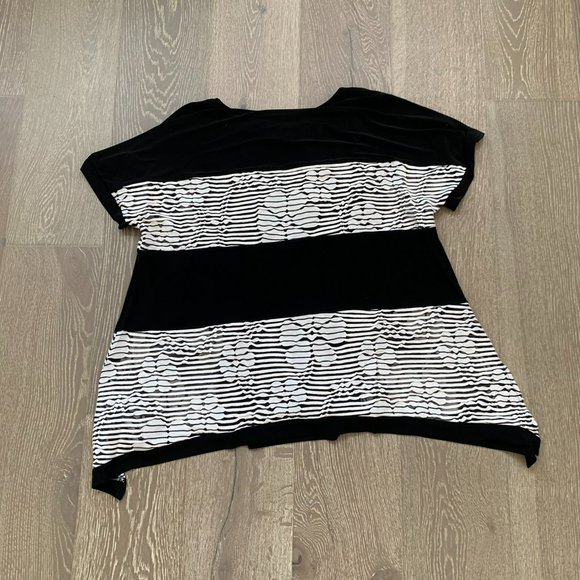 Joseph Ribkoff blouse - Picture 9 of 14